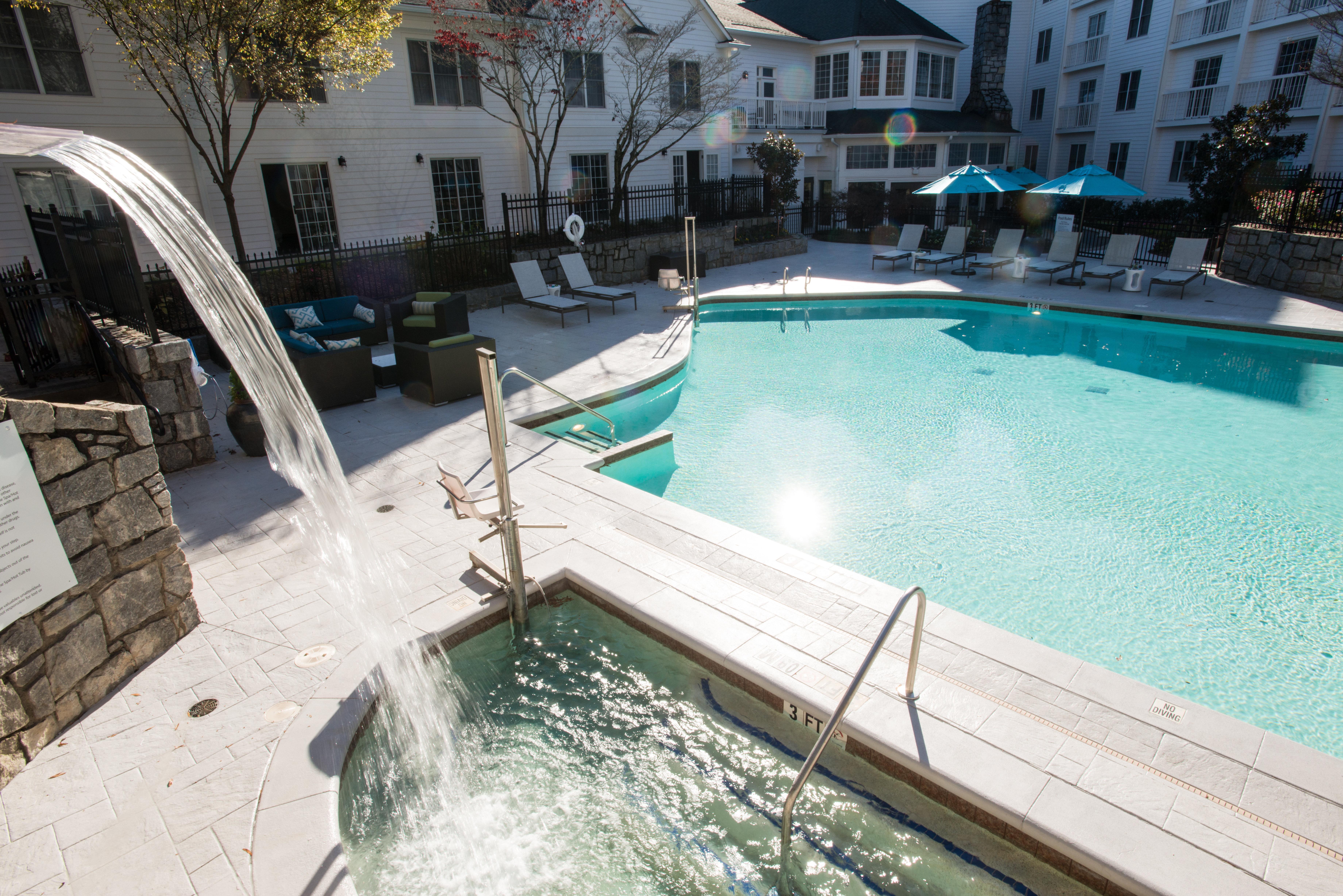 Hotel Indigo Atlanta Vinings By Ihg Smyrna Exteriör bild