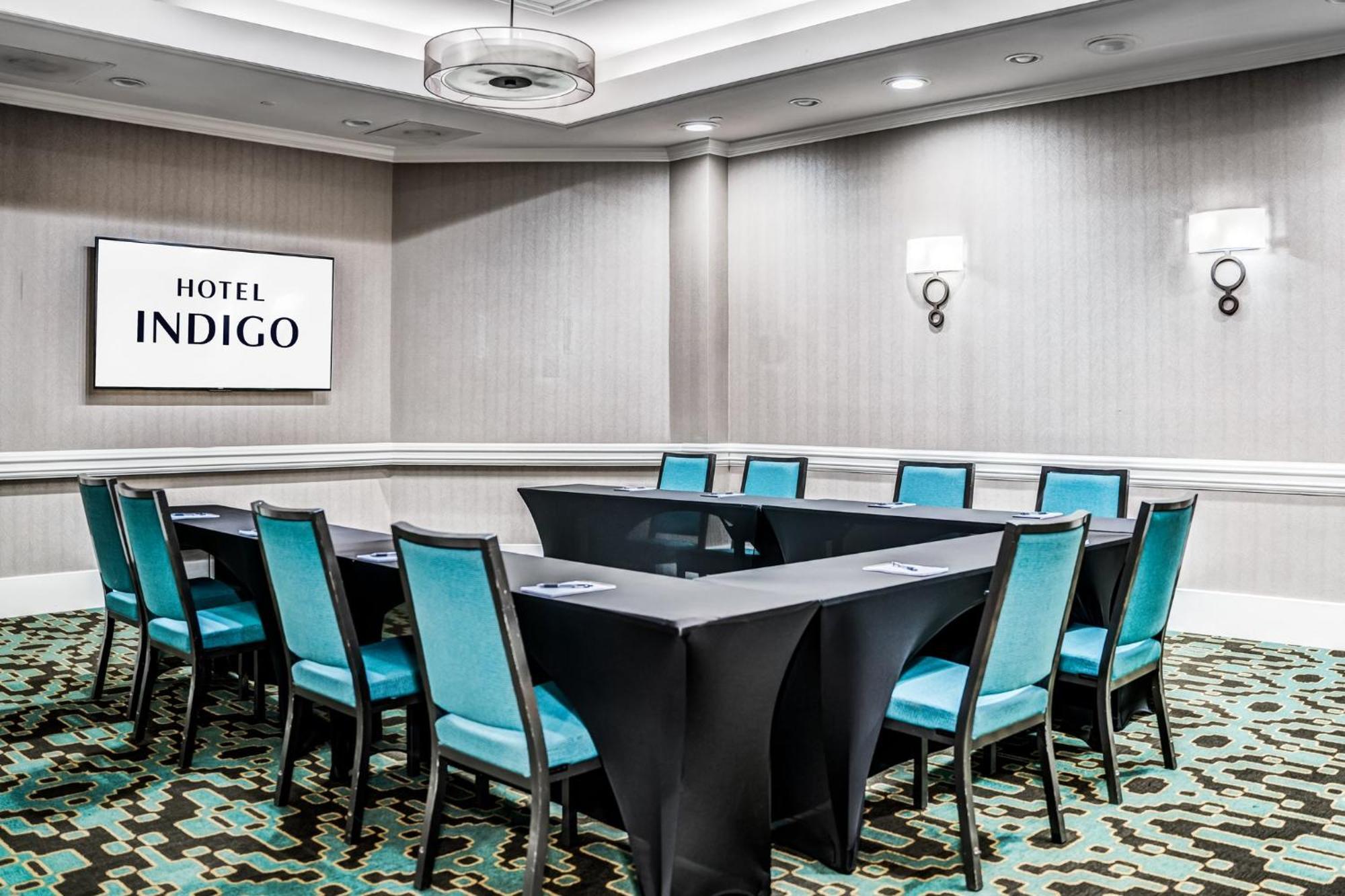 Hotel Indigo Atlanta Vinings By Ihg Smyrna Exteriör bild
