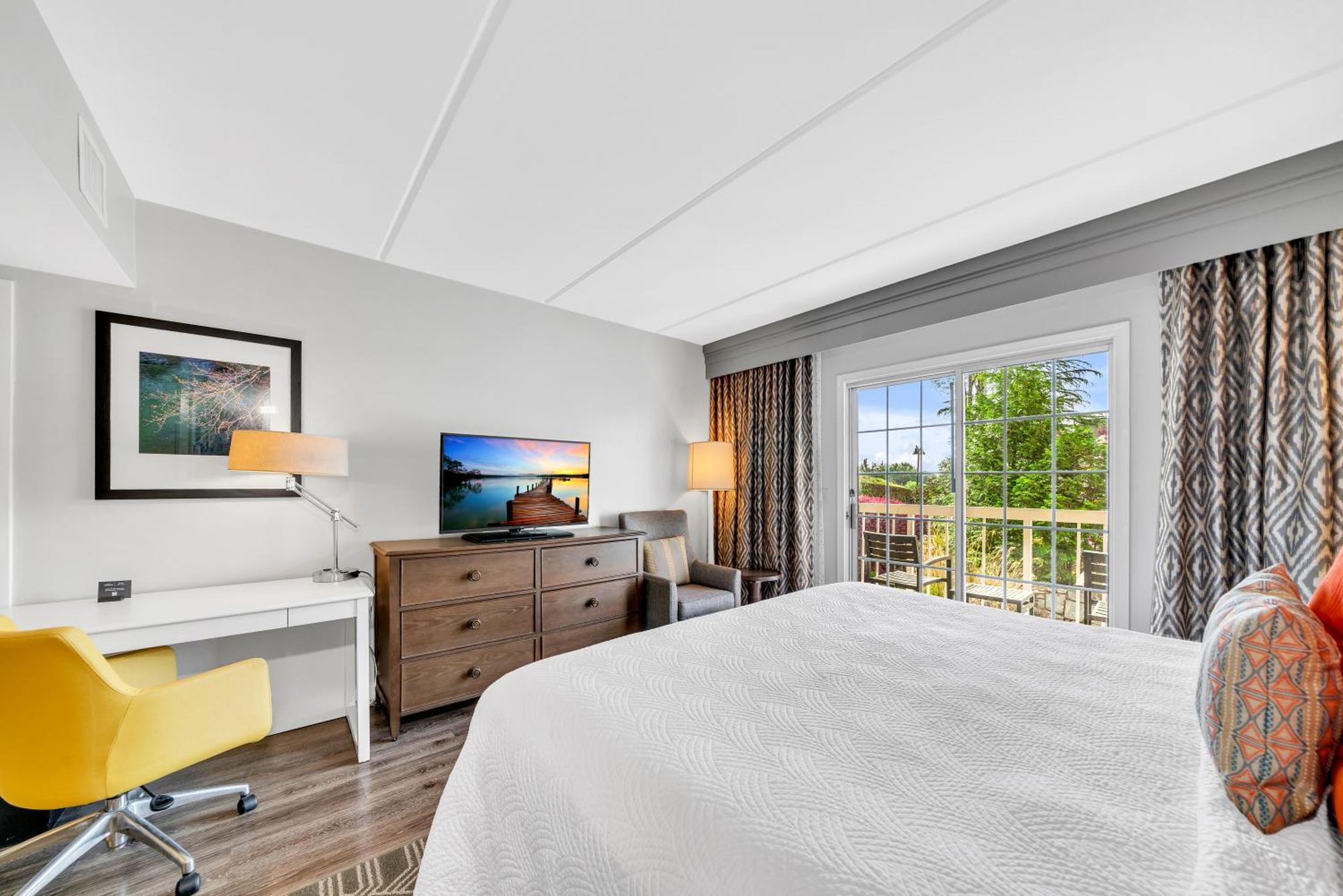 Hotel Indigo Atlanta Vinings By Ihg Smyrna Exteriör bild
